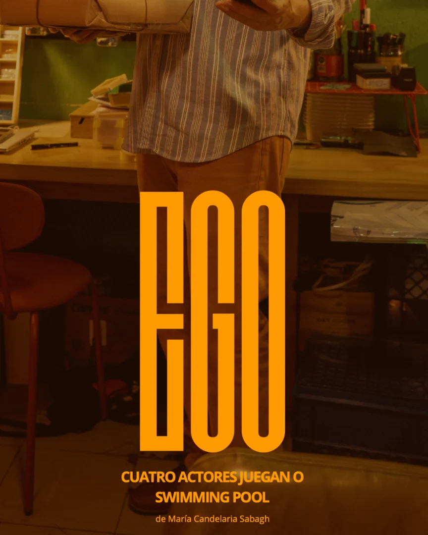 Ego: cuatro actores juegan o swimming pool