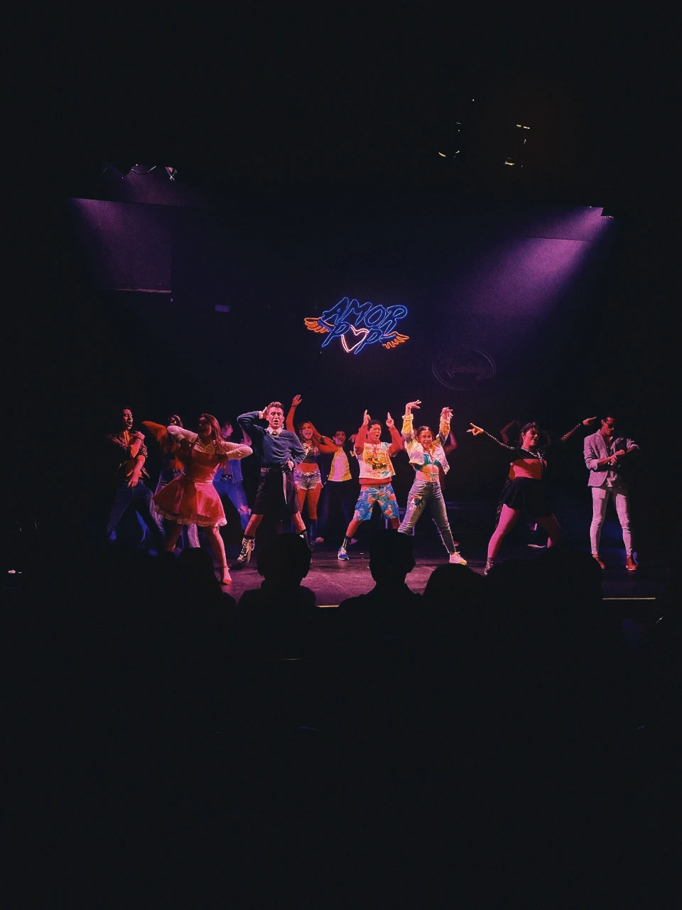 Foto de Amor Pop El Musical compartida por @ninoyeverinoheyser